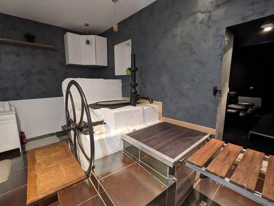 Valencin Maison De Village, Jacuzzi, Salle Cinema מראה חיצוני תמונה