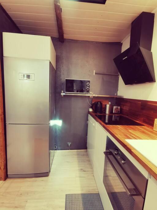Valencin Maison De Village, Jacuzzi, Salle Cinema מראה חיצוני תמונה